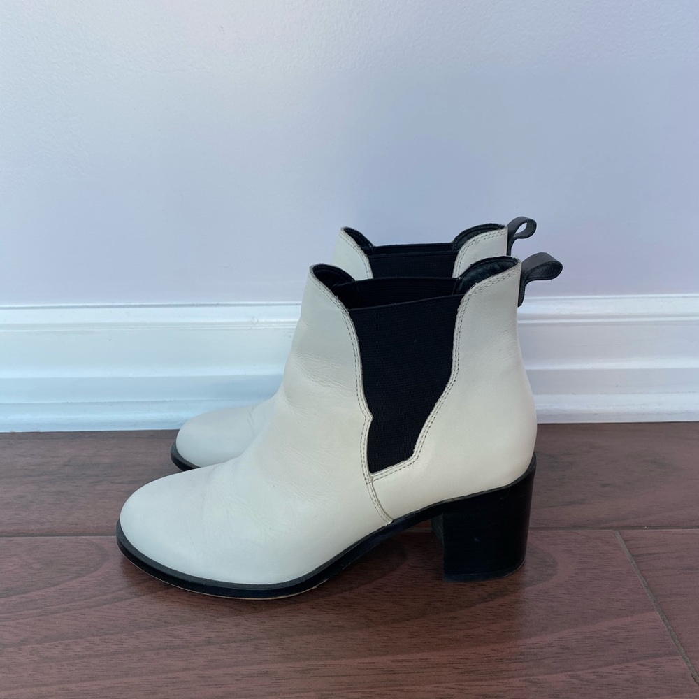Sam Edelman Round Toe Booties - image 2
